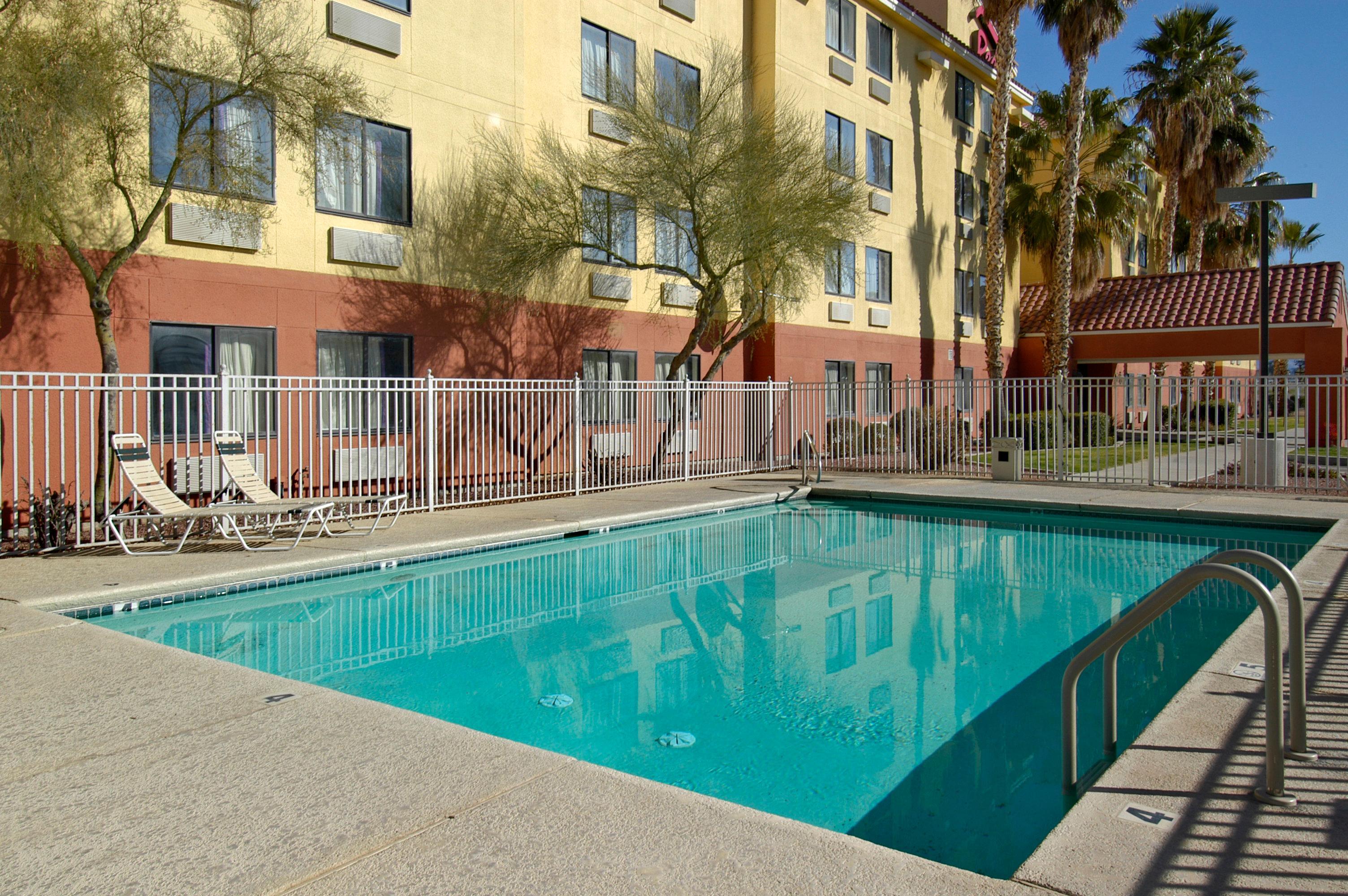 Red Roof Inn Tucson North - Marana Cortaro Bagian luar foto