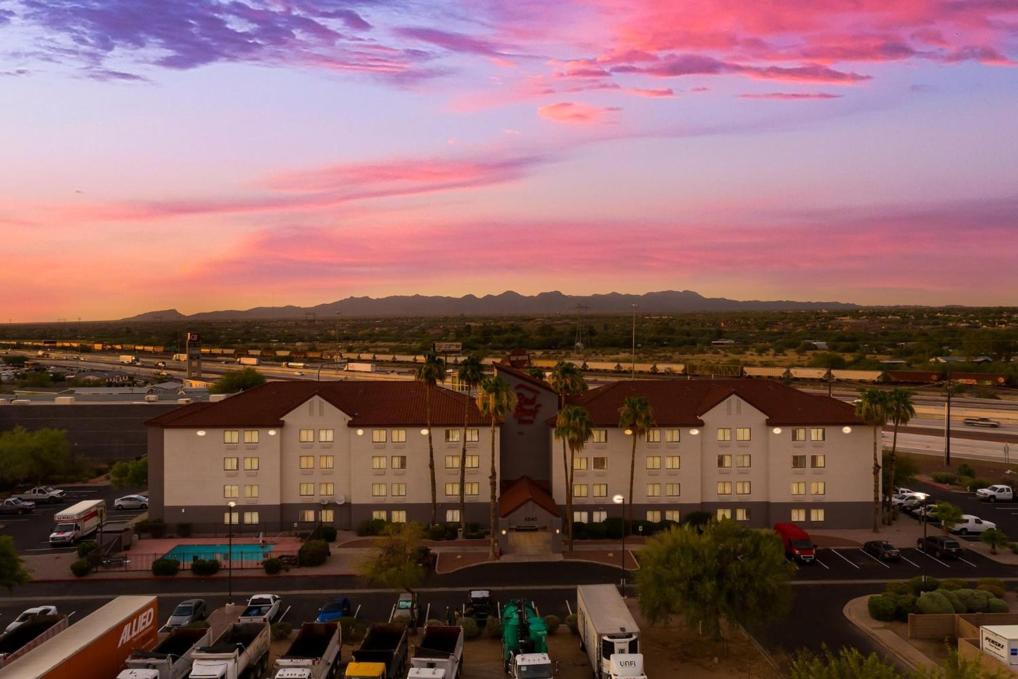Red Roof Inn Tucson North - Marana Cortaro Bagian luar foto
